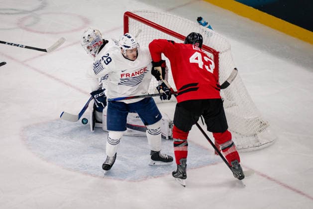 Tom Wilson (Canada, 43) in action during the Menss Ice hockey, Eishockey group stage game between Canada and France at the Olympic Winter games, Winterspiele,Spiele, Summer games Milano Cortina 2026 at the Milano Santa Giulia Ice Hockey Arena, Milan, Italy, on February 15, 2026. im Gruppenspiel der Männer im Eishockey zwischen Kanada und Frankreich bei den Olympischen Winterspielen Milano Cortina 2026 in der Milano Santa Giulia Ice Hockey Arena, Mailand, Italien, am 15. Februar 2026. *** Tom Wilson Canada, 43 in action during the Mens ice hockey group stage game between Canada and France at the Olympic Winter Games Milano Cortina 2026 at the Milano Santa Giulia Ice Hockey Arena, Milan, Italy, on February 15, 2026 in the Mens ice hockey group stage game between Canada and France at the Olympic Winter Games Milano Cortina 2026 at the Milano Santa Giulia Ice Hockey Arena, Milan, Italy, on February 15, 2026 Copyright: HMBxMedia MarcxNiemeyer
