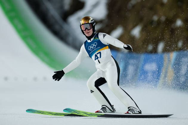 Olympische Winterspiele Milano Cortina 2026 Skispringen Großschanze Einzel Frauen am 15.02.2026 an der Predazzo Ski jumping, Skispringen, Ski, nordisch Stadium in Predazzo Anna Odine Stroem ( Norwegen ) gewinnt die Gold Medaille *** Olympic Winter Games Milano Cortina 2026 Ski Jumping Large Hill Individual Women on 15 02 2026 at the Predazzo Ski Jumping Stadium in Predazzo Anna Odine Stroem Norway wins the gold medal xMSx
