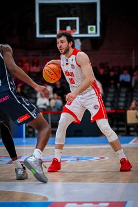 Barmer 2. Basketball Bundesliga ProA: Rheinstars Köln vs. Eisbären Bremerhaven, 15.02.2026 Haris Hujic (RheinStarsKöln 10), Barmer 2. Basketball Bundesliga ProA: Rheinstars Köln vs. Eisbären Bremerhaven am 15.02.2026 in der Motorworld Köln in Koeln (Nordrhein-Westfalen) Copyright: xBEAUTIFULxSPORTS Mueller-Laschetx