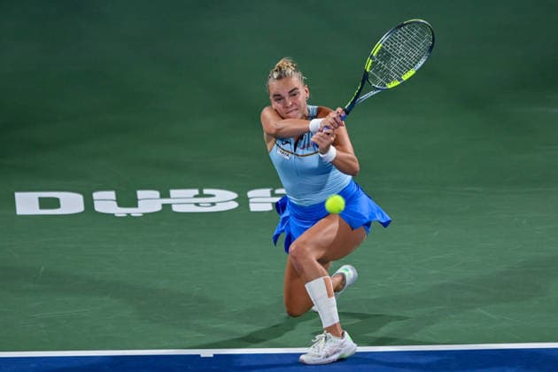 2026 Dubai Duty Free Tennis Championship DUBAI, UAE - FEBRUARY 15: Zeynep Sonmez of Turkiye competes against Sara Bejlek of Czech Republic during Dubai Duty Free Tennis Championship at Dubai Duty Tennis Stadium in Dubai, UAE on February 15, 2026. Waleed Zein Anadolu Dubai United Arab Emirates. Editorial use only. Please get in touch for any other usage.  Copyright: x2026xAnadoluxWaleedxZeinx