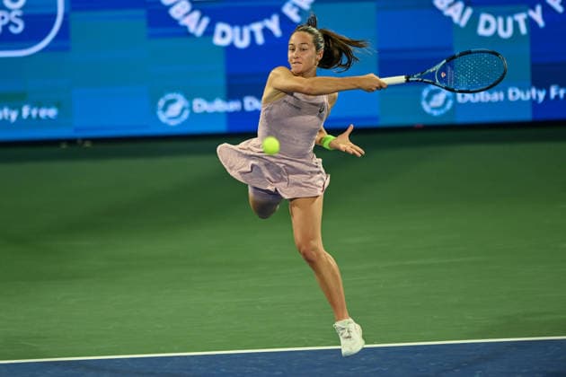 2026 Dubai Duty Free Tennis Championship DUBAI, UAE - FEBRUARY 15: Zeynep Sonmez of Turkiye competes against Sara Bejlek of Czech Republic during Dubai Duty Free Tennis Championship at Dubai Duty Tennis Stadium in Dubai, UAE on February 15, 2026. Waleed Zein Anadolu Dubai United Arab Emirates. Editorial use only. Please get in touch for any other usage.  Copyright: x2026xAnadoluxWaleedxZeinx