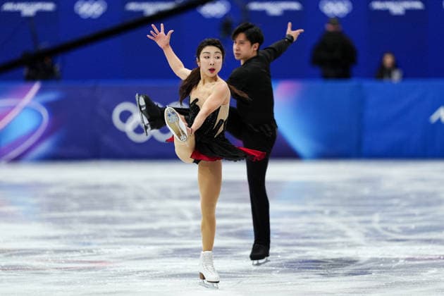 SUI Wenjing HAN Cong competing for the Olympic Figure skating, Eiskunstlauf Pair Skating, Short Program for the Milano Cortina 2026 Winter Olympics, in Milan (Italy) February 15, 2026 (Photo Claudio Furlan LaPresse)  Copyright: xClaudioxFurlan LaPressex
