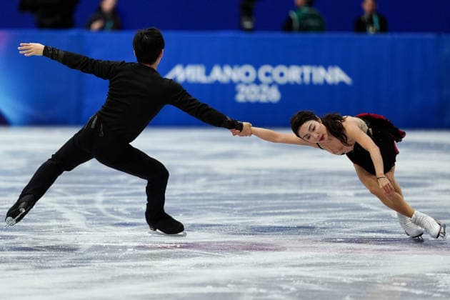 SUI Wenjing HAN Cong competing for the Olympic Figure skating, Eiskunstlauf Pair Skating, Short Program for the Milano Cortina 2026 Winter Olympics, in Milan (Italy) February 15, 2026 (Photo Claudio Furlan LaPresse)  Copyright: xClaudioxFurlan LaPressex