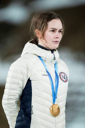 Winter Olympics in Milan Cortina 2026 Val di Fiemme, Italy 20260215. Anna Odine Strom with the gold medal on the podium after jumping the women s large hill in the Predazzo Ski jumping, Skispringen, Ski, nordisch Stadium during the Winter Olympics in Milano Cortina 2026. Photo: Terje Pedersen NTB Val di Fiemme Italy EDITORIAL USE ONLY. RESTRICTED USE FOR BETTING COMPANIES Ref:_SPOCA0PnOOX4J0.jpg *** Winter Olympics in Milan Cortina 2026 Val di Fiemme, Italy 20260215 Anna Odine Strom with the gold medal on the podium after jumping the women s large hill in the Predazzo Ski Jumping Stadium during the Winter Olympics in Milan Cortina 2026 Photo Terje Pedersen NTB Val di Fiemme Italy EDITORIAL USE ONLY RESTRICTED USE FOR BETTING COMPANIES  Copyright: xTerjexPedersenx xNTBx