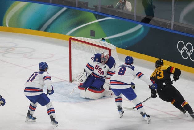 Ice hockey, Eishockey Men In Milan, Italy, on February 15, 2026, HELLEBUYCK Connor participates in the Ice Hockey Men s game between the United States of America and Germany on day nine of the Milano Cortina 2026 Winter Olympic Games, Olympische Spiele, Olympia, OS at Milano Santa Giulia Ice Hockey Arena. Milano Italy  Copyright: xMattiaxMarteganix originalFilename:martegani-notitle260215_npfje.jpg