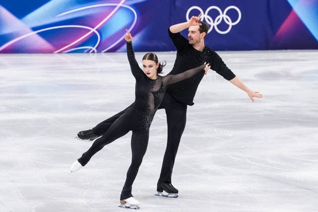2026-02-15 - Milano Cortina 2026 Winter Olympics Figure skating, Eiskunstlauf Pair Skating MILAN, ITALY - FEBRUARY 15: Daria Danilova, Michel Tsiba of Netherlands performing in the Figure Skating Pair Skating Short Program during the Milano Cortina 2026 Winter Olympics at the Milano Ice Skating Arena on February 15, 2026 in Milan, Italy Milan Milano Ice Skating Arena Italy Content not available for redistribution in The Netherlands directly or indirectly through any third parties. Copyright: xAndrexWeeningx
