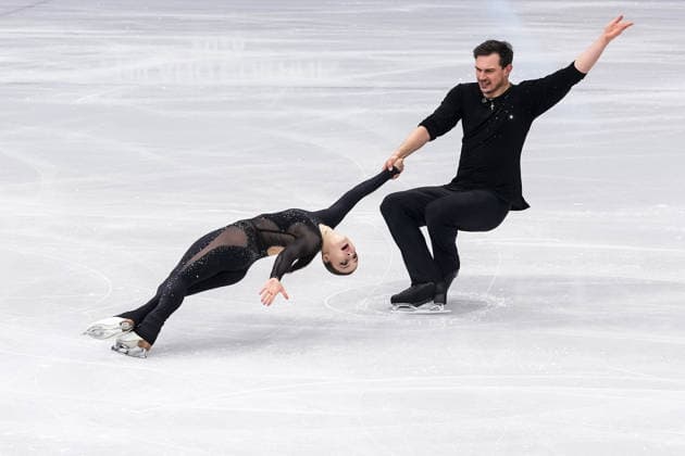 2026-02-15 - Milano Cortina 2026 Winter Olympics Figure skating, Eiskunstlauf Pair Skating MILAN, ITALY - FEBRUARY 15: Daria Danilova, Michel Tsiba of Netherlands performing in the Figure Skating Pair Skating Short Program during the Milano Cortina 2026 Winter Olympics at the Milano Ice Skating Arena on February 15, 2026 in Milan, Italy Milan Milano Ice Skating Arena Italy Content not available for redistribution in The Netherlands directly or indirectly through any third parties. Copyright: xAndrexWeeningx