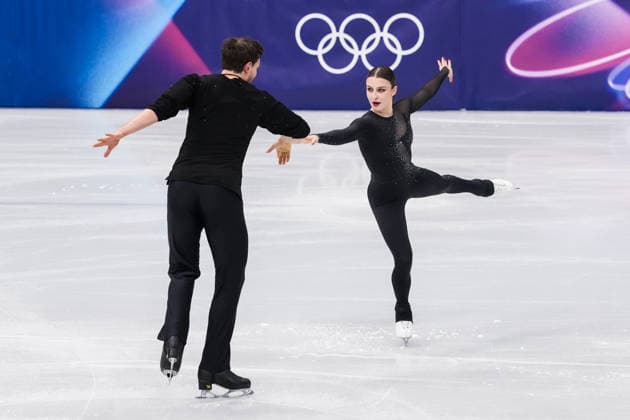 2026-02-15 - Milano Cortina 2026 Winter Olympics Figure skating, Eiskunstlauf Pair Skating MILAN, ITALY - FEBRUARY 15: Daria Danilova, Michel Tsiba of Netherlands performing in the Figure Skating Pair Skating Short Program during the Milano Cortina 2026 Winter Olympics at the Milano Ice Skating Arena on February 15, 2026 in Milan, Italy Milan Milano Ice Skating Arena Italy Content not available for redistribution in The Netherlands directly or indirectly through any third parties. Copyright: xAndrexWeeningx