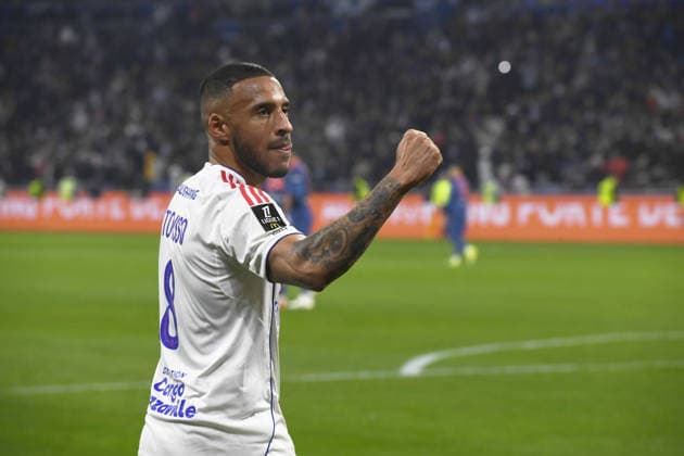 Football : Olympique Lyonnais v OGC Nice - Ligue 1 - 15 02 2026 Corentin TOLISSO scoring goal during the French league 1 match between Olympique Lyonnais and OGC Nice at Groupama Stadium Decines Charpieu Lyon France on February 15, 2026 LYONFrance  Copyright: xMouradxALLILIx
