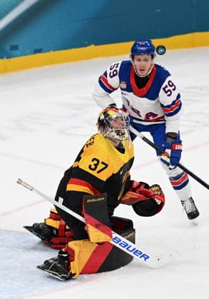 Winter Olympics - Germany v United States At Hockey Men s Team USA and Team Germany during the men s preliminary round Group C Ice hockey, Eishockey match between USA and Germany at the Milano Santagiulia Ice Hockey Arena during the Milano Cortina 2026 Winter Olympic Games, Olympische Spiele, Olympia, OS in Milan, Italy on February 15, 2026. Photo by JMP ABACAPRESS.COM Milan Italy  Copyright: xJMP ABACAx