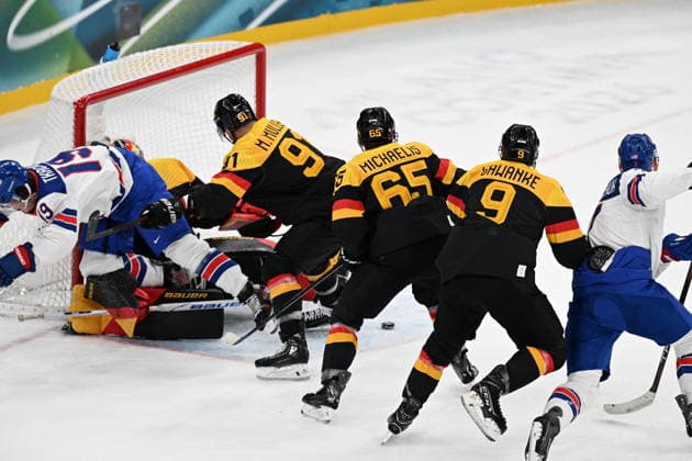 Winter Olympics - Germany v United States At Hockey Men s Team USA and Team Germany during the men s preliminary round Group C Ice hockey, Eishockey match between USA and Germany at the Milano Santagiulia Ice Hockey Arena during the Milano Cortina 2026 Winter Olympic Games, Olympische Spiele, Olympia, OS in Milan, Italy on February 15, 2026. Photo by JMP ABACAPRESS.COM Milan Italy  Copyright: xJMP ABACAx