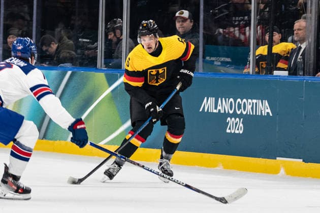 Kai Wissmann (Germany, 6) in action during the Menss Ice hockey, Eishockey group stage game between the United States (USA) and Germany (GER) at the Olympic Winter games, Winterspiele,Spiele, Summer games Milano Cortina 2026 at the Milano Santa Giulia Ice Hockey Arena, Milan, Italy, on February 15, 2026. im Gruppenspiel der Männer im Eishockey zwischen den USA (USA) und Deutschland (GER) bei den Olympischen Winterspielen Milano Cortina 2026 in der Milano Santa Giulia Ice Hockey Arena, Mailand, Italien, am 15. Februar 2026. *** Kai Wissmann Germany, 6 in action during the Mens ice hockey group stage game between the United States USA and Germany GER at the Olympic Winter Games Milano Cortina 2026 at the Milano Santa Giulia Ice Hockey Arena, Milan, Italy, on February 15, 2026 in the Mens ice hockey group stage game between the United States USA and Germany GER at the Olympic Winter Games Milano Cortina 2026 at the Milano Santa Giulia Ice Hockey Arena, Milan, Italy, on February 15, 2026 Copyright: HMBxMedia MarcxNiemeyer