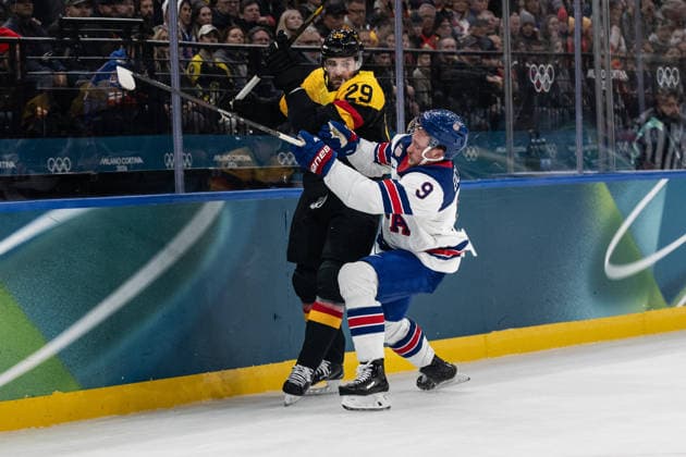 Leon Draisaitl (Germany, 29) and Jack Eichel (United States of America, 9) in action during the Menss Ice hockey, Eishockey group stage game between the United States (USA) and Germany (GER) at the Olympic Winter games, Winterspiele,Spiele, Summer games Milano Cortina 2026 at the Milano Santa Giulia Ice Hockey Arena, Milan, Italy, on February 15, 2026. im Gruppenspiel der Männer im Eishockey zwischen den USA (USA) und Deutschland (GER) bei den Olympischen Winterspielen Milano Cortina 2026 in der Milano Santa Giulia Ice Hockey Arena, Mailand, Italien, am 15. Februar 2026. *** Leon Draisaitl Germany, 29 and Jack Eichel United States of America, 9 in action during the Mens ice hockey group stage game between the United States USA and Germany GER at the Olympic Winter Games Milano Cortina 2026 at the Milano Santa Giulia Ice Hockey Arena, Milan, Italy, on February 15, 2026 in the Mens ice hockey group stage game between the United States USA and Germany GER at the Olympic Winter Games Milano Cortina 2026 at the Milano Santa Giulia Ice Hockey Arena, Milan, Italy, on February 15, 2026 Copyright: HMBxMedia MarcxNiemeyer