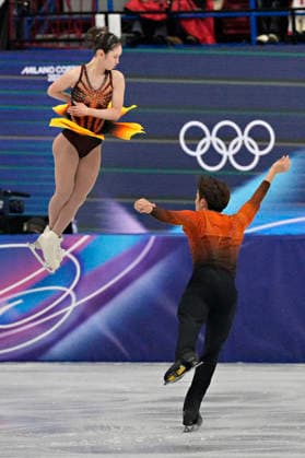 Yuna Nagaoka and Sumitada Moriguchi of Japan perform during the Pairs Figure skating, Eiskunstlauf Short Program at the Milano Figure Skating Arena in Milan, Italy on Sunday, February 15, 2026.  OLY20260215120 RichardxEllis