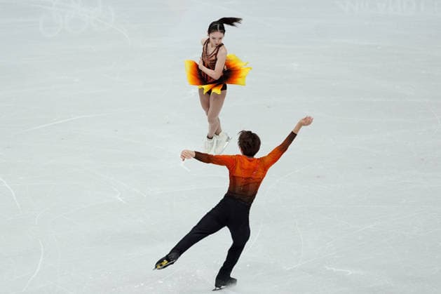 NAGAOKA Yuna MORIGUCHI Sumitada competing for the Olympic Figure skating, Eiskunstlauf Pair Skating, Short Program for the Milano Cortina 2026 Winter Olympics, in Milan (Italy) February 15, 2026 (Photo Claudio Furlan LaPresse)  Copyright: xClaudioxFurlan LaPressex