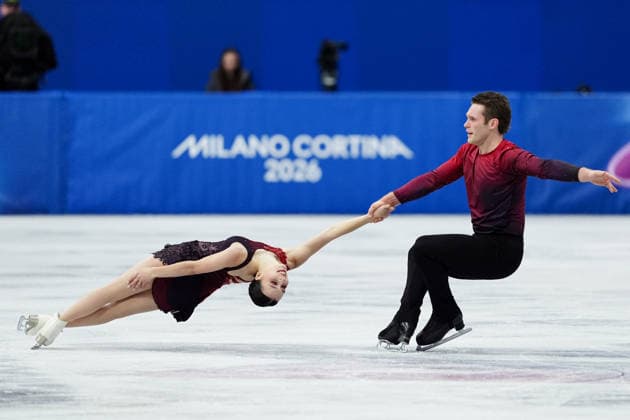 PEREIRA Lia MICHAUD Trennt competing for the Olympic Figure skating, Eiskunstlauf Pair Skating, Short Program for the Milano Cortina 2026 Winter Olympics, in Milan (Italy) February 15, 2026 (Photo Claudio Furlan LaPresse)  Copyright: xClaudioxFurlan LaPressex