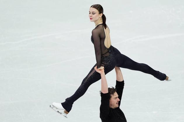 DANILOVA Daria TSIBA Michel competing for the Olympic Figure skating, Eiskunstlauf Pair Skating, Short Program for the Milano Cortina 2026 Winter Olympics, in Milan (Italy) February 15, 2026 (Photo Claudio Furlan LaPresse)  Copyright: xClaudioxFurlan LaPressex