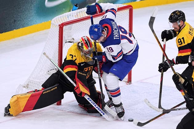 FRANZREB Maximilian Torwart Team GER Eishockey Vorrunde Spiel USA - Deutschland Olympics - Olympische Winterspiele 2026 Mailand - Cortina 06 - 22 Februar 2026 in Italien am 15.02.2026 in Mailand *** FRANZREB Maximilian Goalkeeper Team GER Ice Hockey Preliminary Round Match USA Germany Olympics Olympic Winter Games 2026 Milan Cortina 06 February 22, 2026 in Italy on February 15, 2026 in Milan Copyright: xx