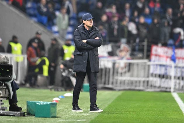 Football : Olympique Lyonnais v OGC Nice - Ligue 1 - 15 02 2026 Paulo FONSECA coach of Lyon during the French league 1 match between Olympique Lyonnais and OGC Nice at Groupama Stadium Decines Charpieu Lyon France on February 15, 2026 LYONFrance  Copyright: xMouradxAllilix
