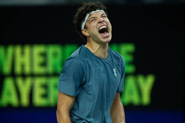 February 15, 2026, Frisco, Texas, USA: TAYLOR FRITZ (USA) uses a forehand during a menâ€⠢s singles final match at the 2026 Nexo Dallas Open at The Ford Center at The Star in Frisco, Texas. Ben Shelton won the Dallas Open singles title after defeating Taylor Fritz, 3:6, 6:3, 7:5. Tennis 2026: Dallas Open: Shelton. 3:6, 6:3, 7:5 Fritz - ZUMAh193 20260215_zsp_h193_057 Copyright: xDanielxMcGregor-Huyerx