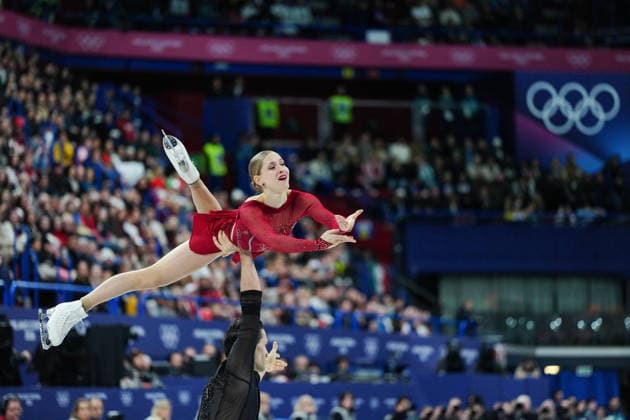 HASE Minerva Fabienne VOLODIN Nikita competing for the Olympic Figure skating, Eiskunstlauf Pair Skating, Short Program for the Milano Cortina 2026 Winter Olympics, in Milan (Italy) February 15, 2026 (Photo Claudio Furlan LaPresse)  Copyright: xClaudioxFurlan LaPressex