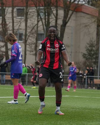 Deutschland, Frankfurt am Main, 2. Frauen-Bundesliga 2025 26 - Eintracht Frankfurt II vs. 1. FSV Mainz 05, Mira Arouna (Eintracht Frankfurt, 28) trifft zum 2:0. Copyright: xMirjamxGeigerx