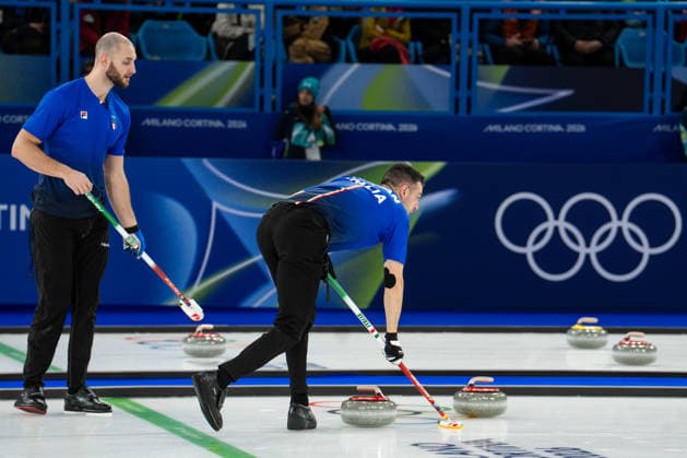Curling - Milano Cortina 2026 Winter Olympics: Day 9 Amos Mosaner, Sebastiano Arman during Milano Cortina 2026 Winter Olympics Men™s Curling Round Robin at Curling Olympic Stadium in Cortina D Ampezzo on February 15, 2026 Cortina D Ampezzo Italy  Copyright: xFotoxOlimpikx originalFilename:jastrzebowski-curlingm260215_npKjq.jpg