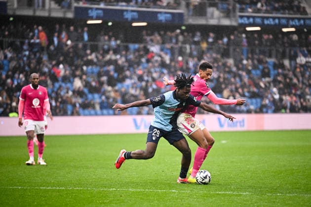 Le Havre Athletic Club v Toulouse FC - Ligue 1 McDonald s 2025 2026 20 EMERSONN Correia da Silva (tfc) - 29 Stephan ZAGADOU (hac) during the Ligue 1 McDonald s match between Le Havre and Toulouse at Stade OcÃ ane on February 15, 2026 in Le Havre, France. Le Havre France  Copyright: xFEPx 776348283
