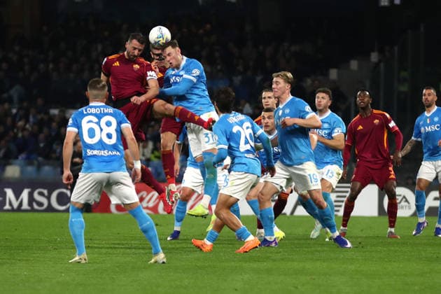 CALCIO - Serie A - SSC Napoli vs AS Roma 15.02.2026 Napoli vs Roma (Serie A) Calcio; 25Â° Giornata Nella foto: Cristante (Foto Gino Mancini) Napoli Italy  Copyright: xIPAxSport ABACAx
