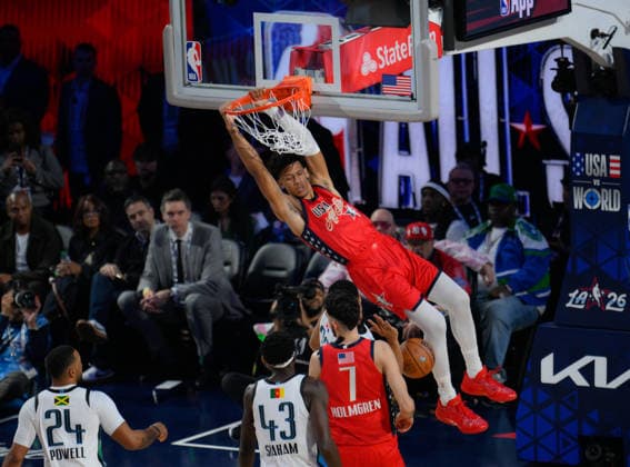 NBA, Basketball Herren, USA All Star 2026: USA Stars vs World Team LOS ANGELES, CA - FEB 15: Jalen Johnson of USA Stars baskets during the game of NBA All Star 2026 between USA Stars and World team at Intuit Dome, Inglewood, Los Angeles, California, United States on February 15, 2026. Tayfun Coskun Anadolu California United States. Editorial use only. Please get in touch for any other usage.  Copyright: x2026xAnadoluxTayfunxCoskunx