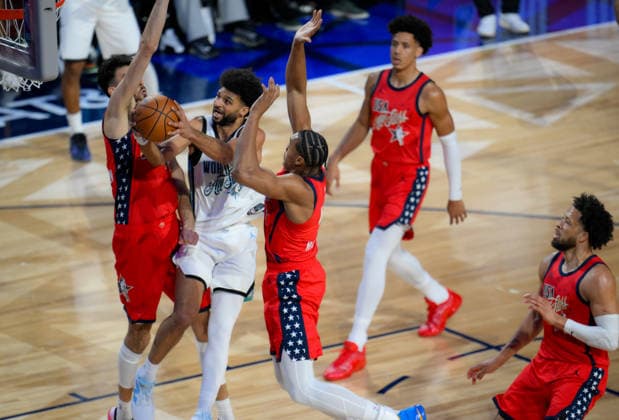NBA, Basketball Herren, USA All Star 2026: USA Stars vs World Team LOS ANGELES, CA - FEB 15: Jamal Murray (L) of World goes for basket during the game of NBA All Star 2026 between USA Stars and World team at Intuit Dome, Inglewood, Los Angeles, California, United States on February 15, 2026. Tayfun Coskun Anadolu California United States. Editorial use only. Please get in touch for any other usage.  Copyright: x2026xAnadoluxTayfunxCoskunx