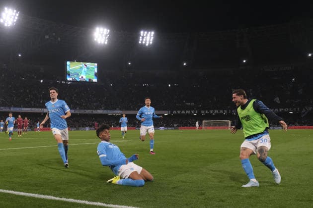 CALCIO - Serie A - SSC Napoli vs AS Roma Napoli s Brazilian forward Alisson Santos celebrates after scoring a goal during the Serie A football match between SSC Napoli and AS Roma at the Diego Armando Maradona Stadium in Naples, February 15, 2026. Naples Italy  Copyright: xIPAxSport ABACAx