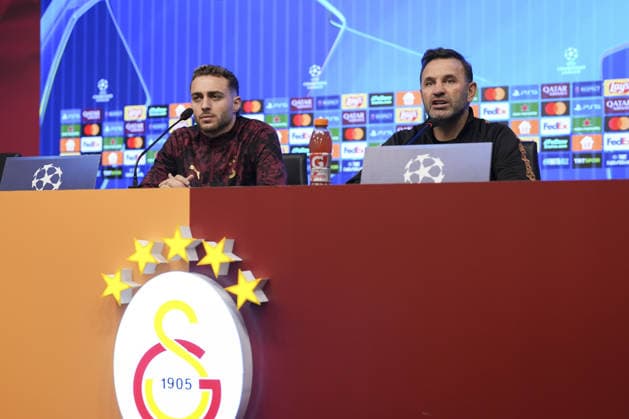 Ahead of the Galatasaray v Juventus - UEFA Champions League ISTANBUL, TURKIYE - FEBRUARY 16: Head Coach Okan Buruk (R) of Galatasaray and his player Baris Alper Yilmaz (L) attend the press conference, PK, Pressekonferenz ahead of the first leg of the UEFA Champions League round of 16 play-off match against Juventus at the Kemerburgaz Metin Oktay Training Facilities in Istanbul, Turkiye on February 16, 2026. Arife Karakum Anadolu Istanbul Turkey. Editorial use only. Please get in touch for any other usage.  Copyright: x2026xAnadoluxArifexKarakumx
