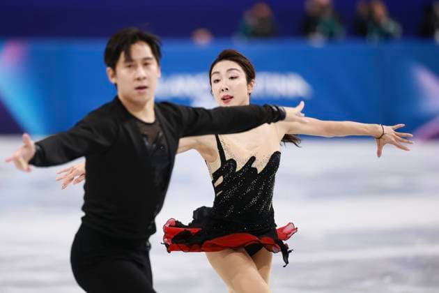 MILAN, ITALY - FEBRUARY 15: Sui Wenjing and Han Cong of Team China compete in Pair Skating - Short Program on day nine of the Milano Cortina 2026 Winter Olympics at Milano Ice Skating Arena on February 15, 2026 in Milan, Italy.  Copyright: xCHINASPORTSx 111621691807