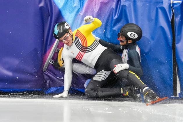 2026-02-16 - Milano Cortina 2026 Winter Olympics MILAN, ITALY - FEBRUARY 16: Stijn Desmet of Belgium, Kazuki Yoshinaga of Japan performing on the Short Track Speed skating, Eisschnelllauf of the Milano Cortina 2026 Winter Olympics at the Milano Ice Skating Arena on February 16, 2026 in Milan, Italy Milan Milano Ice Skating Arena Italy Content not available for redistribution in The Netherlands directly or indirectly through any third parties. Copyright: xAndrexWeeningx