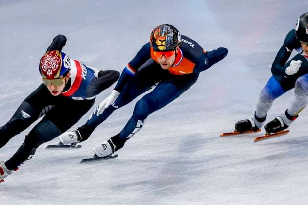 Friso Emons of the Netherlands Men s 5000m Relay Semifinals, Milano Cortina 2026 Winter Olympics: Day 10, Short Track Speed skating, Eisschnelllauf - Milano Cortina 2026 Winter Olympics: Day 10, Milano Speed Skating Stadium, February 16, 2026, Milan, Italy.