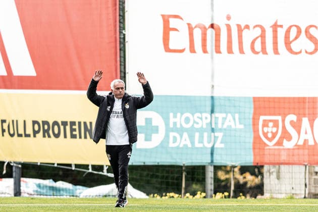 February 16, 2026, Seixal, Lisbon, Portugal: Jose Mourinho Head Coach of SL Benfica during the SL Benfica training prior to the UEFA Champions League game between SL Benfica and Real Madrid CF at Benfica Campus on February 16, 2026 in Seixal, Portugal. Soccer 2026: SL Benfica X Real Madrid CF  - ZUMAg283 20260216_zsp_g283_051 Copyright: xJoaoxGregoriox