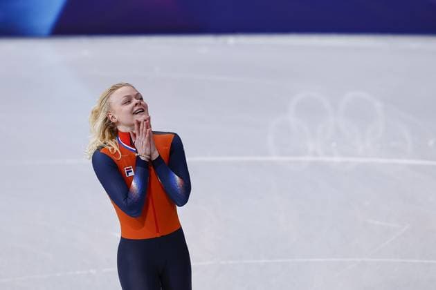 MILAN , 16-02-2026 , Milano Ice Skating Arena , season 2025 2026 , Olympic Winter games, Winterspiele,Spiele, Summer games 2026 - Short Track 16-02, Picture shows 1000m ladies Xandra Velzeboer celebrating the gold medal Olympic Winter Games 2026 - Short Track 16-02  x201659374x Copyright: