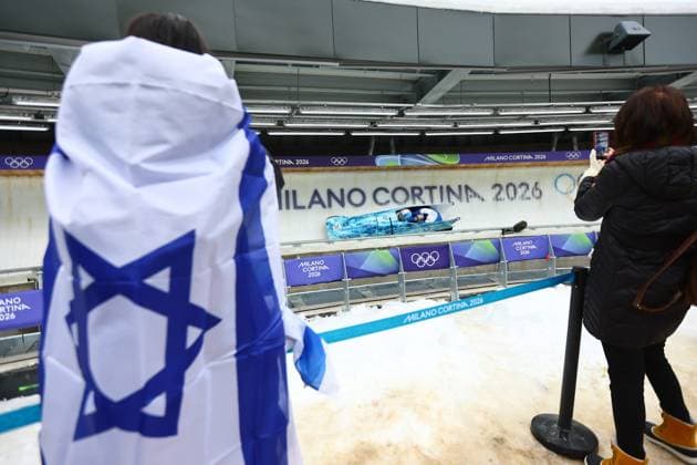 Jeux Olympiques d hiver Milan Cortina PHOTOPQR LE COURRIER PICARD Haslin ; Cortina d Ampezzo ; 16 02 2026 ; 16 02 26 Jeux Olympiques d hiver Milan Cortina - Winter Olympics games Milano Cortina Bobsleigh bob à 2 Le bob Israelien Edelman et Chen Photo Fred Haslin Winter olympics in Milan Cortina, Italy. Cortina d Ampezzo Dolomites France  Copyright: xPHOTOPQR LExCOURRIERxPICARD MAXPxHaslinx 20260216LCP2475 20260216LCP2475