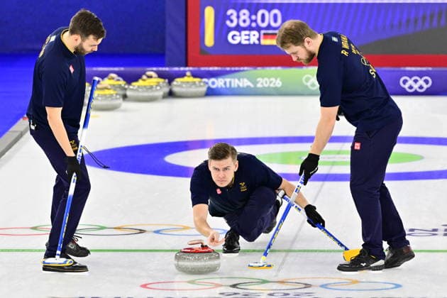 CORTINA, ITALY 20260216 Team Edin, Oskar Eriksson, Rasmus Wrana and Christoffer Sundgren, during the men s group stage match, round 8, between Sweden and Germany in the Olympic curling in Cortina. *** The image is included in the SPORTS PACKAGE. For others PAYMENT IMAGE ** CORTINA ITALY x10030x *** CORTINA, ITALY 20260216 Team Edin, Oskar Eriksson, Rasmus Wrana and Christoffer Sundgren, during the men s group stage match, round 8, between Sweden and Germany in the Olympic curling in Cortina The image is included in the SPORTS PACKAGE For others PAYMENT IMAGE CORTINA ITALY x10030x  Copyright: xJonasxEkströmer TTx 2026 OLYMPICS MEN S CURLING SWEDEN-GERMANY