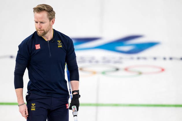 260216 Niklas Edin of Sweden competes in a men s round robin curling match between Sweden and Germany during day 10 of the 2026 Winter Olympics on February 16, 2026 in Cortina. Photo: Jon Olav Nesvold BILDBYRAN COP 217 JE0122 curling Olympic Games, Olympische Spiele, Olympia, OS olympics winter olympics os ol olympiska spel vinter-os olympiske leker milano cortina 2026 milan cortina 2026 milano cortina 2026 olympic games milano cortina 2026 winter olympic games milano cortina-os milano cortina-ol vinter-ol 10 bbeng sverige *** 260216 Niklas Edin of Sweden competes in a men s round robin curling match between Sweden and Germany during day 10 of the 2026 Winter Olympics on February 16, 2026 in Cortina Photo Jon Olav Nesvold BILDBYRAN COP 217 JE0122 curling olympic games olympics winter olympics os ol olympiska spel vinter os olympiske leker milano cortina 2026 milan cortina 2026 milano cortina 2026 olympic games milano cortina 2026 winter olympic games milano cortina os milano cortina ol vinter ol 10 bbeng sverige  Copyright: JONxOLAVxNESVOLD BB260216JE004