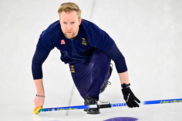 CORTINA, ITALY 20260216 Team Edin with Niklas Edin during the men s group stage match, round 8, between Sweden and Germany in the Olympic curling in Cortina. *** The image is included in the SPORTS PACKAGE. For others PAYMENT IMAGE *** CORTINA ITALY x10030x *** CORTINA, ITALY 20260216 Team Edin with Niklas Edin during the men s group stage match, round 8, between Sweden and Germany in the Olympic curling in Cortina The image is included in the SPORTS PACKAGE For others PAYMENT IMAGE CORTINA ITALY x10030x  Copyright: xJonasxEkströmer TTx 2026 OLYMPICS MEN S CURLING SWEDEN-GERMANY