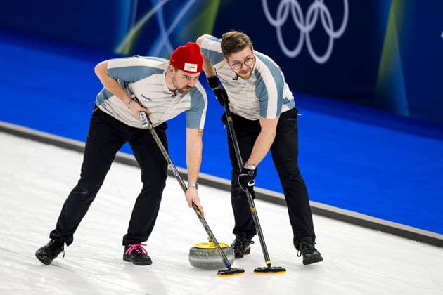 260216 Martin Sesaker and Bendik Ramsfjell of Norway compete in a men s round robin curling match between Norway and Great Britain during day 10 of the 2026 Winter Olympics on February 16, 2026 in Cortina. Photo: Jon Olav Nesvold BILDBYRAN COP 217 JE0122 curling Olympic Games, Olympische Spiele, Olympia, OS olympics winter olympics os ol olympiska spel vinter-os olympiske leker milano cortina 2026 milan cortina 2026 milano cortina 2026 olympic games milano cortina 2026 winter olympic games milano cortina-os milano cortina-ol vinter-ol 10 bbeng norge *** 260216 Martin Sesaker and Bendik Ramsfjell of Norway compete in a men s round robin curling match between Norway and Great Britain during day 10 of the 2026 Winter Olympics on February 16, 2026 in Cortina Photo Jon Olav Nesvold BILDBYRAN COP 217 JE0122 curling olympic games olympics winter olympics os ol olympiska spel vinter os olympiske leker milano cortina 2026 milan cortina 2026 milano cortina 2026 olympic games milano cortina 2026 winter olympic games milano cortina os milano cortina ol vinter ol 10 bbeng norge  Copyright: JONxOLAVxNESVOLD BB260216JE007