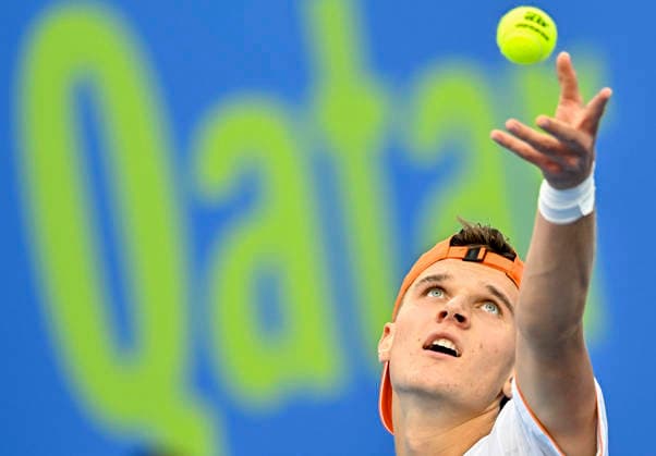 ATP, Tennis Herren Qatar ExxonMobil Open 2026-Round of 32 Jakub Mensik of Czech Republic competes against Jan Choinski of Great Britain during the Round of 32 at the ATP men™s Qatar ExxonMobil Open 2026 at the Khalifa International Tennis Complex in Doha, Qatar, on February 16, 2026¨ DOHA Qatar Copyright: xNOUSHADx