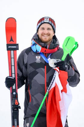 OLYMPICS - Winter Olympic Games, Olympische Spiele, Olympia, OS Milano Cortina 2026 BORMIO,ITALY,16.FEB.26 - OLYMPICS, ALPINE SKIING - Winter Olympic Games Milano Cortina 2026, slalom, men, medal ceremony. Image shows the rejoicing of Fabio Gstrein (AUT). Keywords: medal.  GEPAxpictures xWolfgangxGrebien