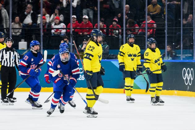 260216 Cayla Barnes of USA celebrates the 1-0 goal and Hanna Thuvik of Sweden looks dejected in the women s Ice hockey, Eishockey semifinal between USA and Sweden during day 10 of the 2026 Winter Olympics on February 16, 2026 in Milan. Photo: Emma Wallskog BILDBYRAN kod EW EW0638 ishockey ice hockey Olympic Games, Olympische Spiele, Olympia, OS olympics winter olympics os ol olympiska spel vinter-os olympiske leker milano cortina 2026 milan cortina 2026 milano cortina 2026 olympic games milano cortina 2026 winter olympic games milano cortina-os milano cortina-ol vinter-ol 10 bbeng semifinal sverige sweden dam usa jubel depp *** 260216 Cayla Barnes of USA celebrates the 1 0 goal and Hanna Thuvik of Sweden looks dejected in the women s ice hockey semifinal between USA and Sweden during day 10 of the 2026 Winter Olympics on February 16, 2026 in Milan Photo Emma Wallskog BILDBYRAN kod EW EW0638 ishockey ice hockey olympic games olympics winter olympics os ol olympiska spel vinter os olympiske leker milano cortina 2026 milan cortina 2026 milano cortina 2026 olympic games milano cortina 2026 winter olympic games milano cortina os milano cortina ol vinter ol 10 bbeng semifinal sverige sweden dam usa jubel depp  Copyright: EMMAxWALLSKOG BB260216EW013