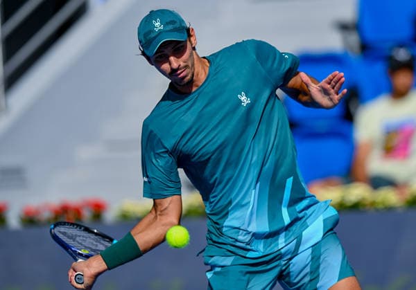 Qatar ExxonMobil Open 2026,Round of 32 - 16 Feb 2026. Alexei Popyrin of Australia seen in action against Mubarak Shannan Zayid of Qatar in the Round of 32 at the ATP, Tennis Herren men s Qatar ExxonMobil Open 2026 at the Khalifa International Tennis Complex. Alexei Popyrin won against Mubarak Shannan Zayid 6-0,6-2. Doha Qatar Copyright: xNoushadxVariyattiyakkalx xSOPAxIx NVRITYAKAL1-022
