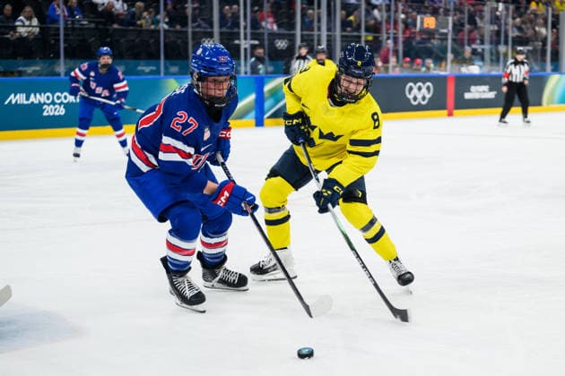 260216 Taylor Heise of USA and Hilda Svensson of Sweden in the women s Ice hockey, Eishockey semifinal between USA and Sweden during day 10 of the 2026 Winter Olympics on February 16, 2026 in Milan. Photo: Emma Wallskog BILDBYRAN kod EW EW0638 ishockey ice hockey Olympic Games, Olympische Spiele, Olympia, OS olympics winter olympics os ol olympiska spel vinter-os olympiske leker milano cortina 2026 milan cortina 2026 milano cortina 2026 olympic games milano cortina 2026 winter olympic games milano cortina-os milano cortina-ol vinter-ol 10 bbeng semifinal sverige sweden dam usa *** 260216 Taylor Heise of USA and Hilda Svensson of Sweden in the women s ice hockey semifinal between USA and Sweden during day 10 of the 2026 Winter Olympics on February 16, 2026 in Milan Photo Emma Wallskog BILDBYRAN kod EW EW0638 ishockey ice hockey olympic games olympics winter olympics os ol olympiska spel vinter os olympiske leker milano cortina 2026 milan cortina 2026 milano cortina 2026 olympic games milano cortina 2026 winter olympic games milano cortina os milano cortina ol vinter ol 10 bbeng semifinal sverige sweden dam usa  Copyright: EMMAxWALLSKOG BB260216EW022