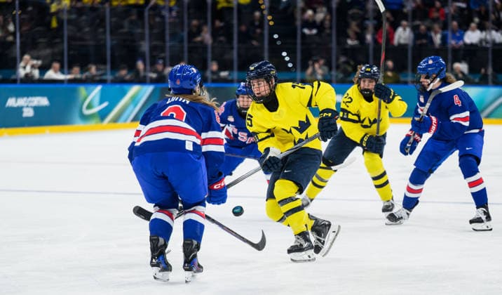 260216 Lisa Johansson of Sweden in the women s Ice hockey, Eishockey semifinal between USA and Sweden during day 10 of the 2026 Winter Olympics on February 16, 2026 in Milan. Photo: Emma Wallskog BILDBYRAN kod EW EW0638 ishockey ice hockey Olympic Games, Olympische Spiele, Olympia, OS olympics winter olympics os ol olympiska spel vinter-os olympiske leker milano cortina 2026 milan cortina 2026 milano cortina 2026 olympic games milano cortina 2026 winter olympic games milano cortina-os milano cortina-ol vinter-ol 10 bbeng semifinal sverige sweden dam usa *** 260216 Lisa Johansson of Sweden in the women s ice hockey semifinal between USA and Sweden during day 10 of the 2026 Winter Olympics on February 16, 2026 in Milan Photo Emma Wallskog BILDBYRAN kod EW EW0638 ishockey ice hockey olympic games olympics winter olympics os ol olympiska spel vinter os olympiske leker milano cortina 2026 milan cortina 2026 milano cortina 2026 olympic games milano cortina 2026 winter olympic games milano cortina os milano cortina ol vinter ol 10 bbeng semifinal sverige sweden dam usa  Copyright: EMMAxWALLSKOG BB260216EW025