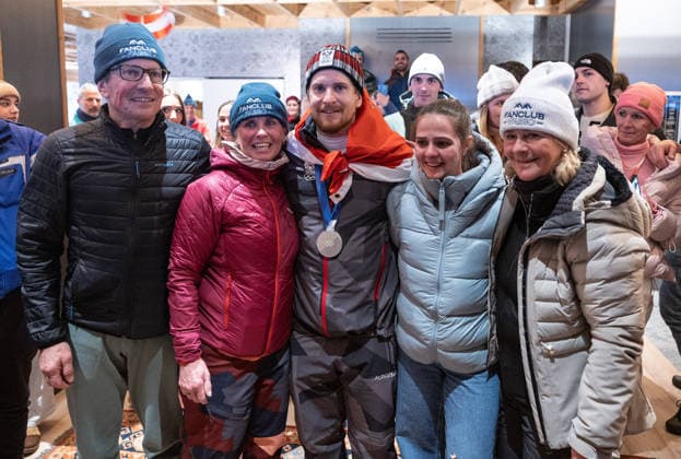 OLYMPICS - Winter Olympic Games, Olympische Spiele, Olympia, OS Milano Cortina 2026 BORMIO,ITALY,16.FEB.26 - OLYMPICS, ALPINE SKIING - Winter Olympic Games Milano Cortina 2026, slalom, men, reception for medalists. Image shows Fabio Gstrein (AUT) with his family.  GEPAxpictures xHaraldxSteiner